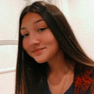 Meet your Posher, Roxanne